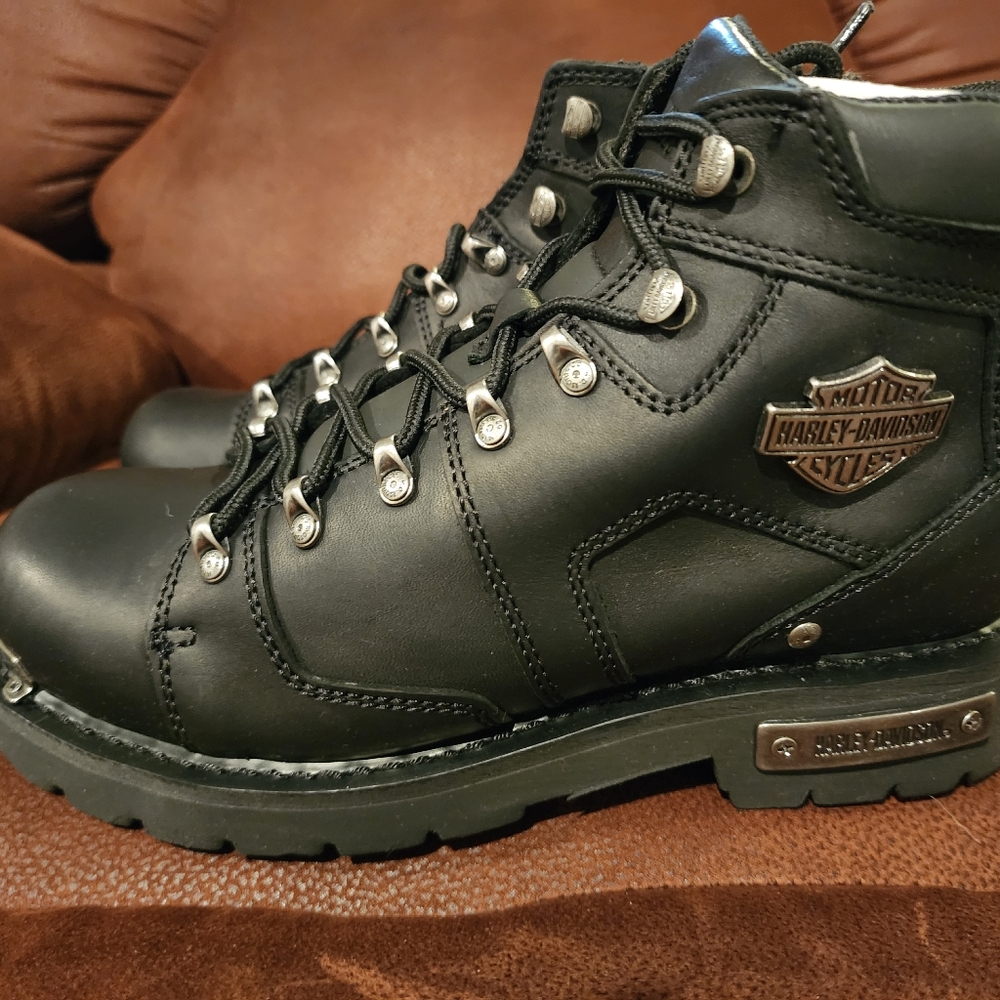 Men's size 8 Harley Davidson Boots